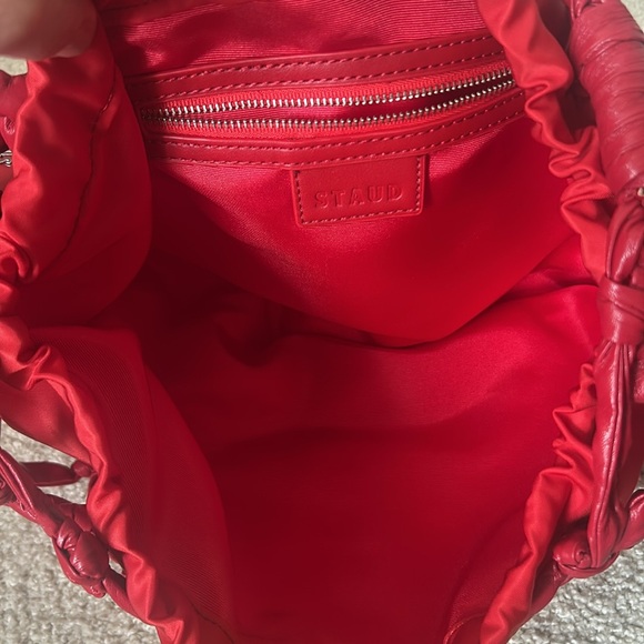 Staud Red Rose Hitch shoulder bag - Picture 9 of 16